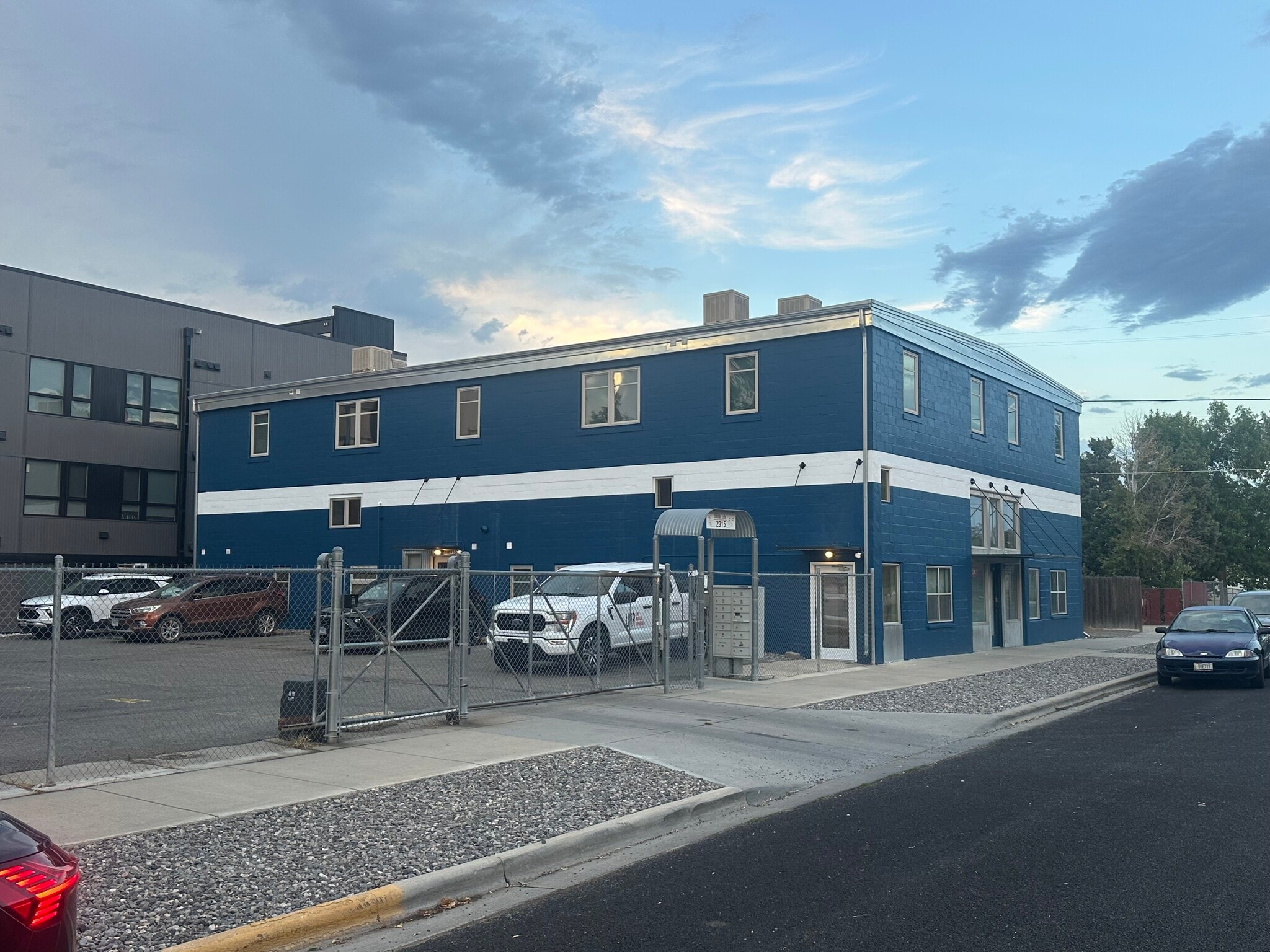 Building Photo - 2915 2nd Ave S