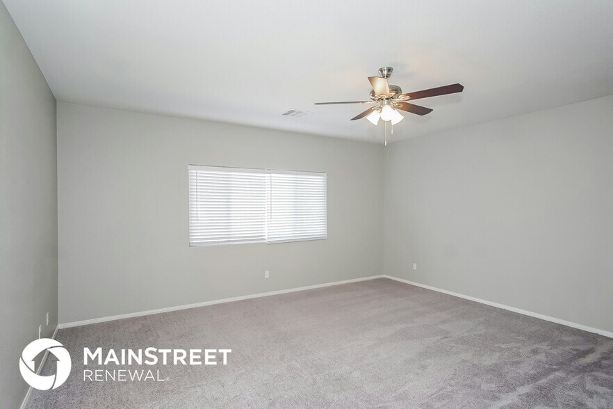 Building Photo - 4361 Cottontail Ln