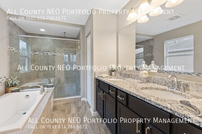 Building Photo - 1481 Channel Pl