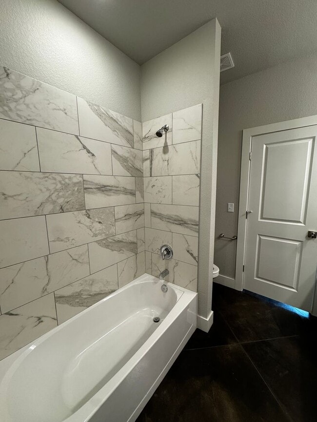 Building Photo - NEW Home located in Heritage Hills!!! 3/2/2 CISD