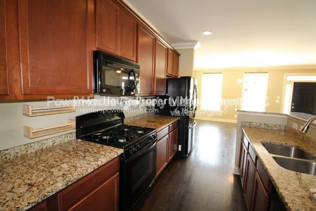 Building Photo - 7058 Elmwood Ridge Ct