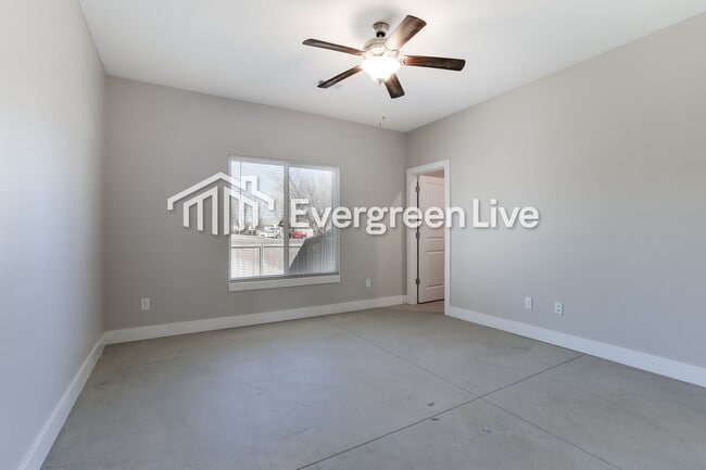 Building Photo - 208 Northern Ct