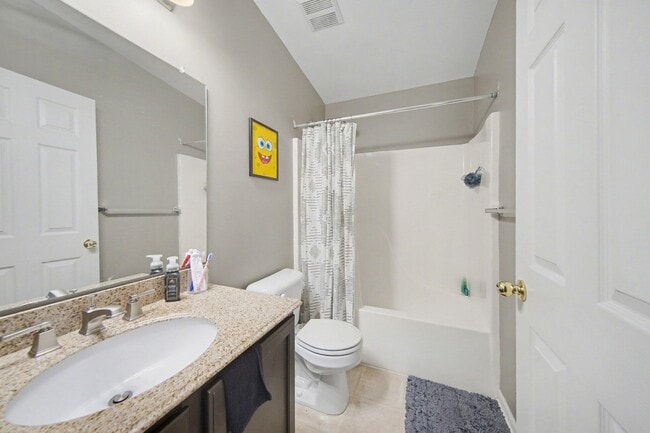 Building Photo - 1495 Chapleau Dr