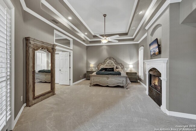 Building Photo - 9752 Trophy Oaks Dr