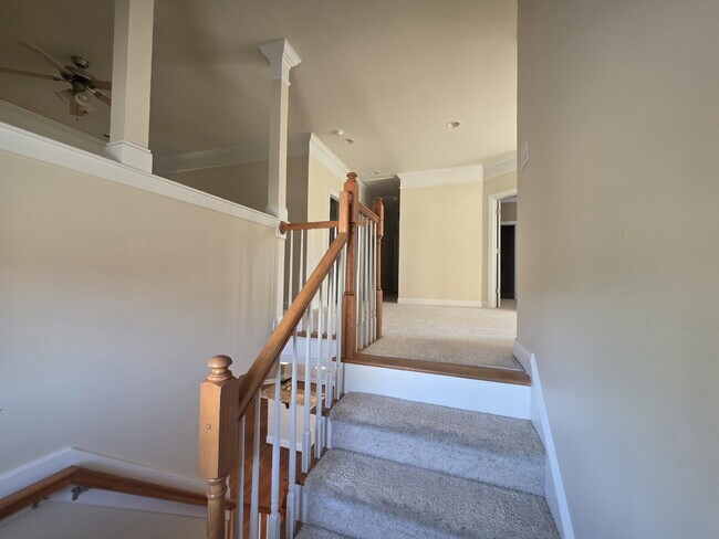 Building Photo - Spacious 4-Bedroom Home for Rent in Kings Grant Fayetteville – 15 Minutes from Fort Bragg