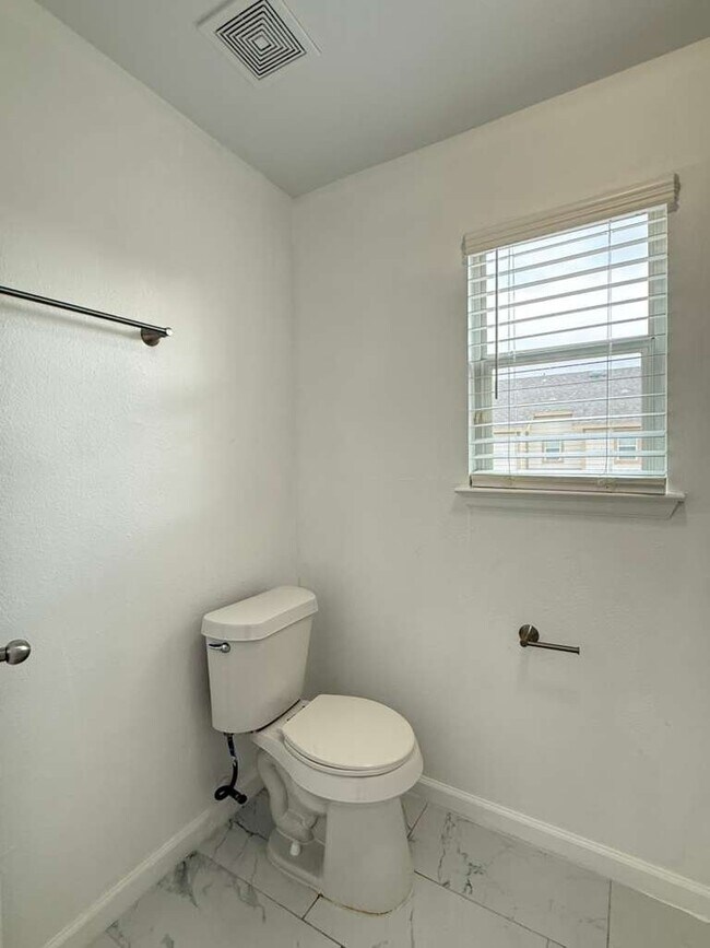 Building Photo - 13313 Bristow Dawn