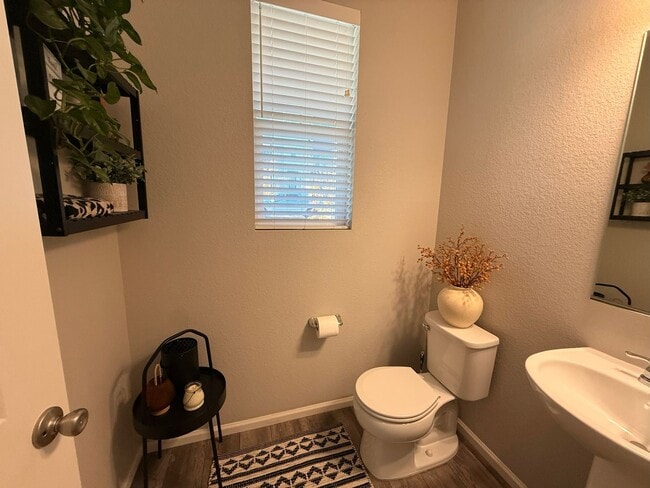 Building Photo - Modern 3 Bed - 2.5 Bath - Baseline - 1/2 Off First Months Rent!