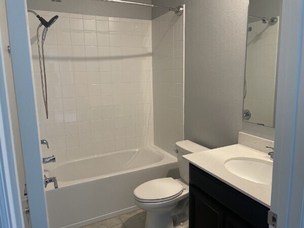 Building Photo - 1125 Saguaro St