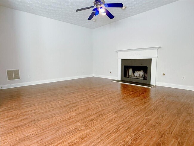 Building Photo - 2662 Cascade Bend Dr