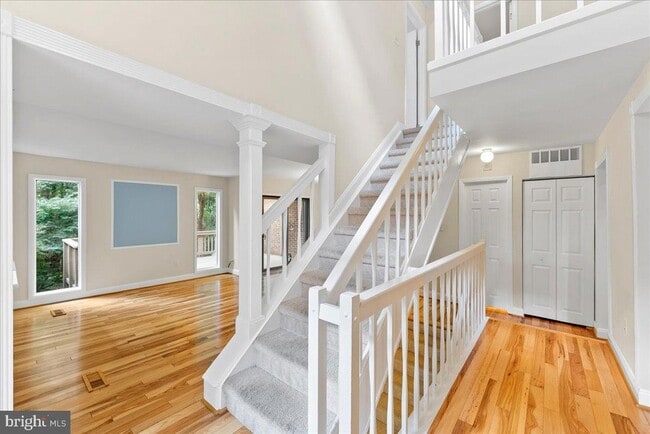 Building Photo - 2224 Glencourse Ln