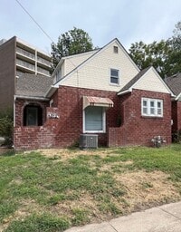 Building Photo - Cozy 2-Bedroom Duplex Minutes from Indepen...