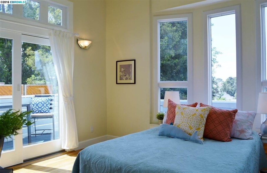 Building Photo - 663 Fairmount Ave