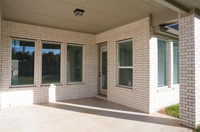 Building Photo - 3812 Mercer Rd