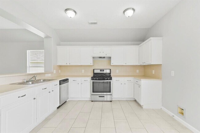 Building Photo - 1611 Hade Meadow Ln