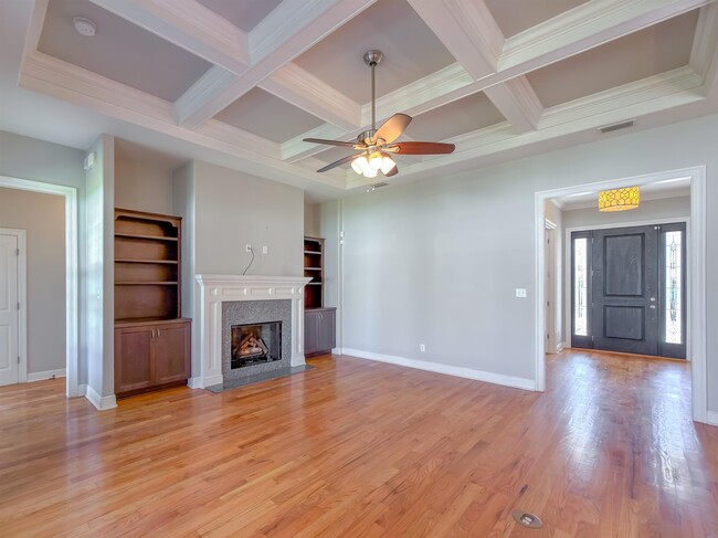 Building Photo - 2508 Goldenrod Wy