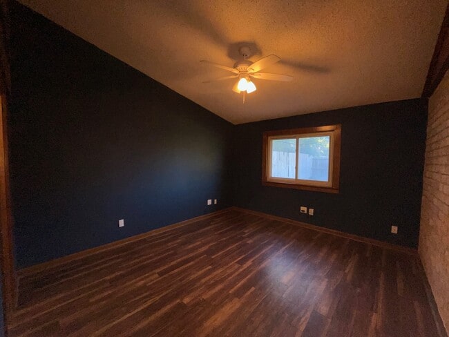 Building Photo - 3626 San Blas Dr