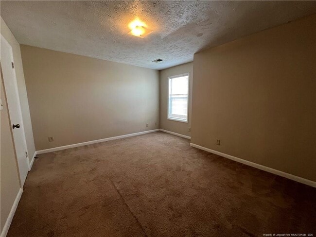 Building Photo - 663 Bartons Landing Pl