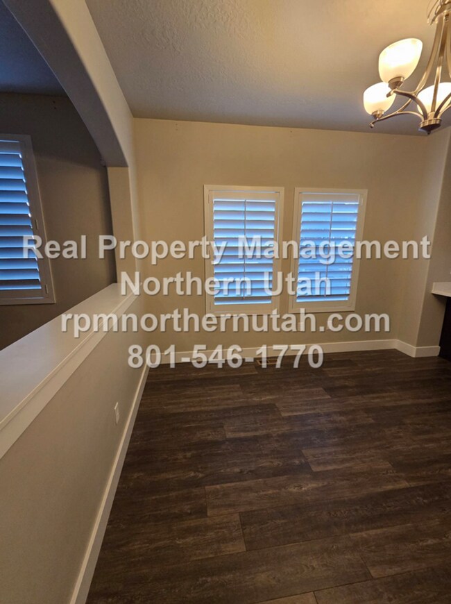 Building Photo - 3 Bedroom Clearfield Home Now Available!