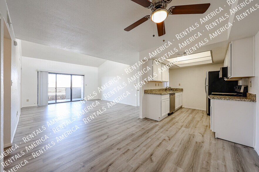 Building Photo - 6480 N 82nd St