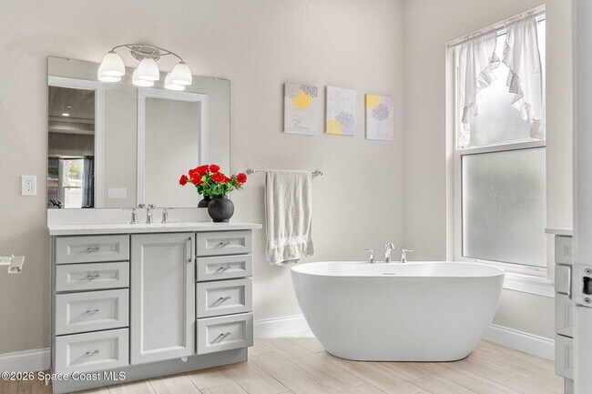 Building Photo - 4065 Negal Cir