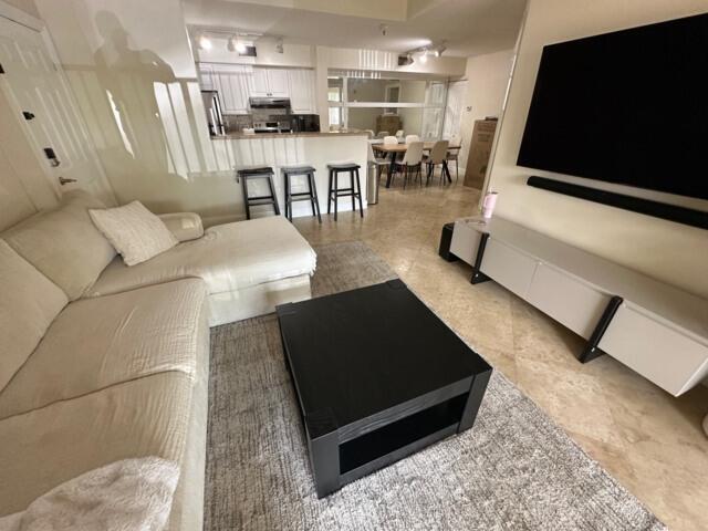 Building Photo - 160 Yacht Club Way