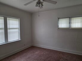 Building Photo - 2955 N 66th St