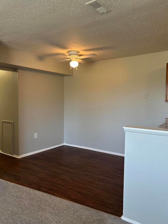 Building Photo - 157 Canfield St