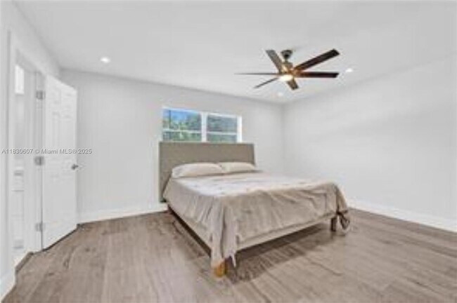 Building Photo - 4100 N 58th Ave