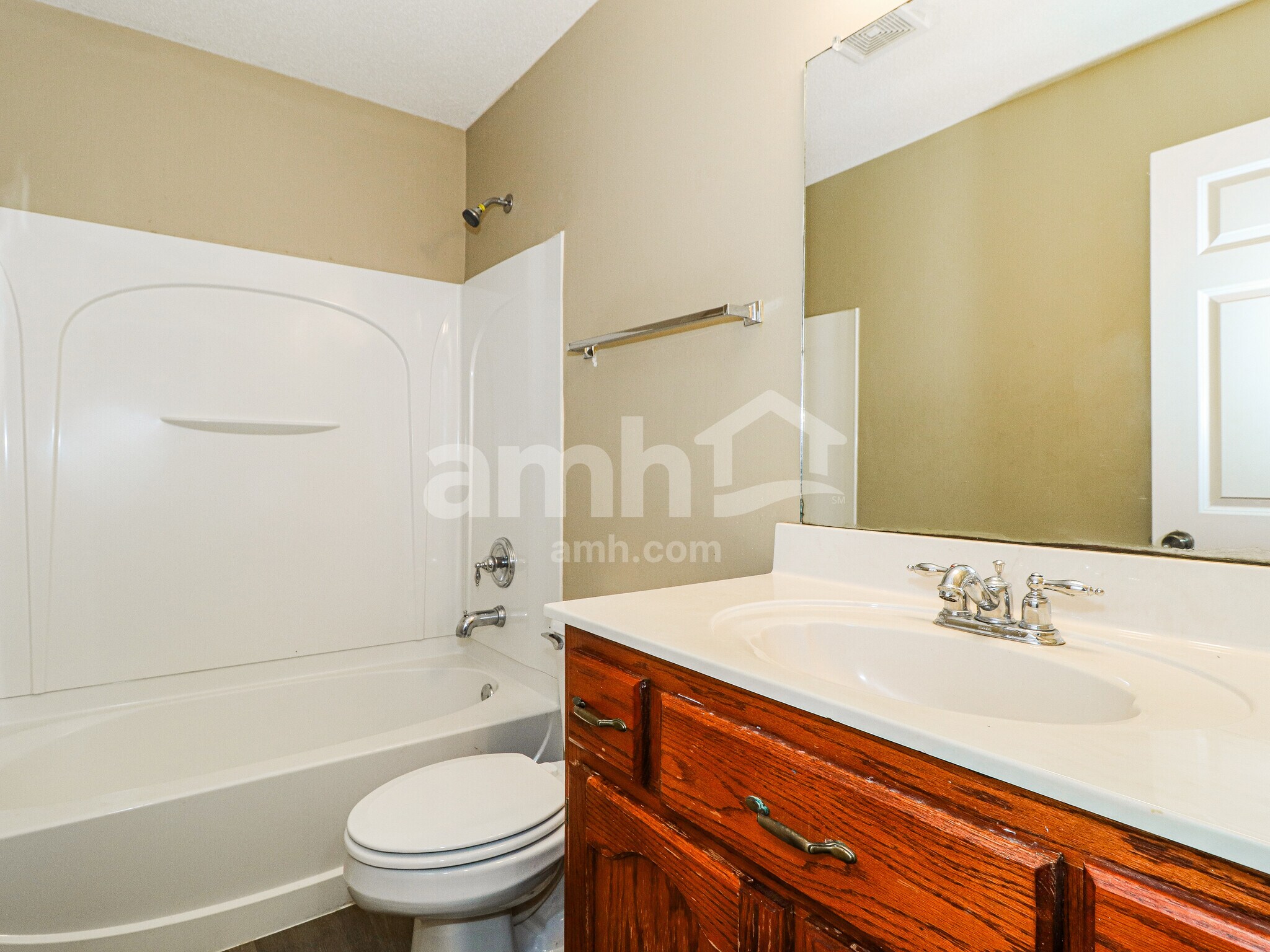 Building Photo - 5767 Kuykendall Dr