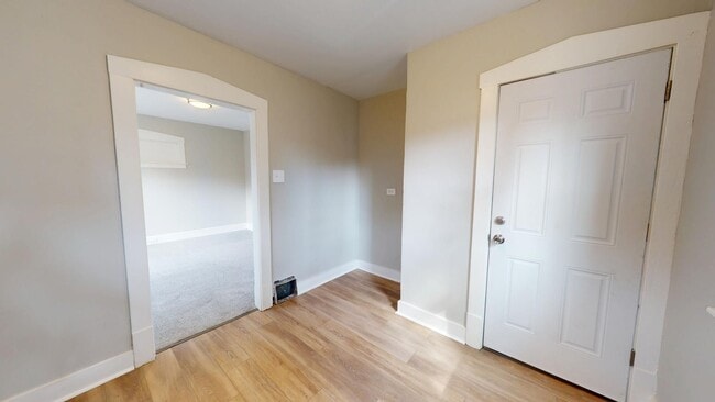 Building Photo - Cudell / West Boulevard Area - 3 bedroom/1...