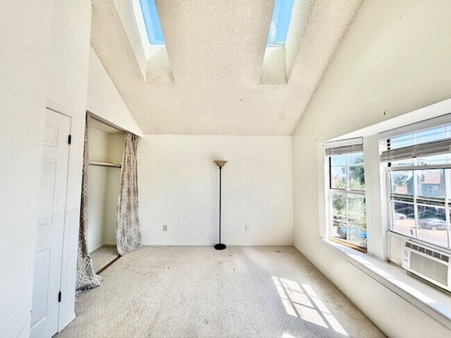 Building Photo - 17315 E Rice Cir