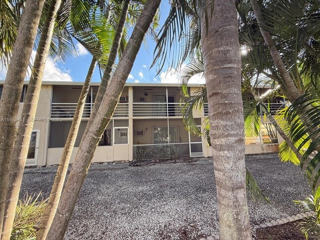 Building Photo - 258 Sheffield K