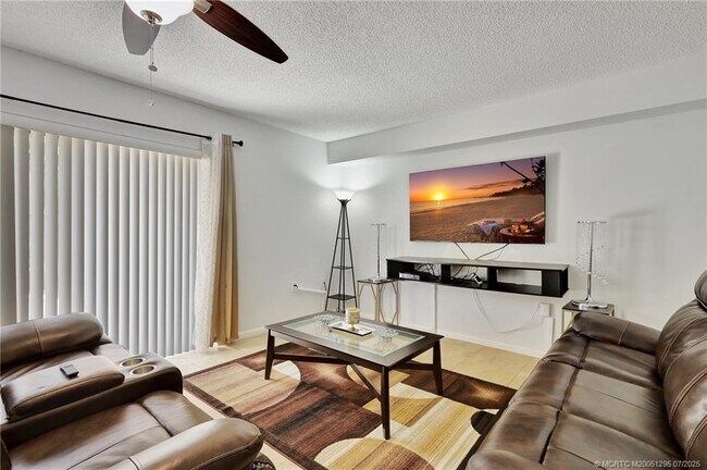 Building Photo - 5907 59th Way