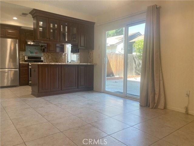 Building Photo - 1255 Meadowglen Ln
