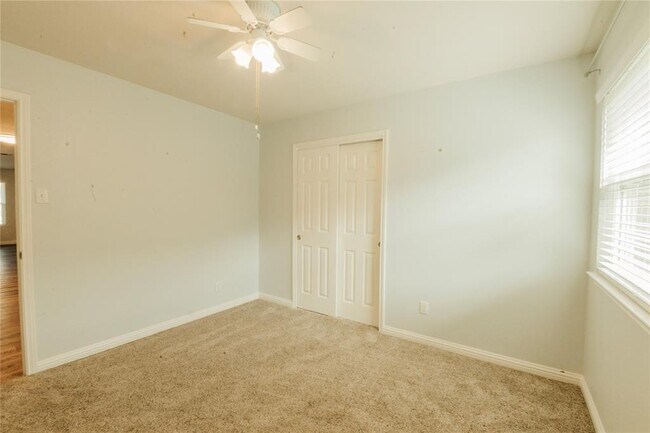 Building Photo - 17506 Bottle Springs Ln