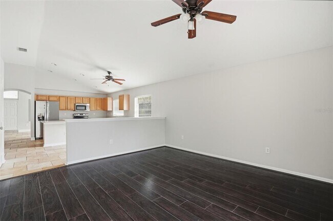 Building Photo - 3816 Beaumont Loop