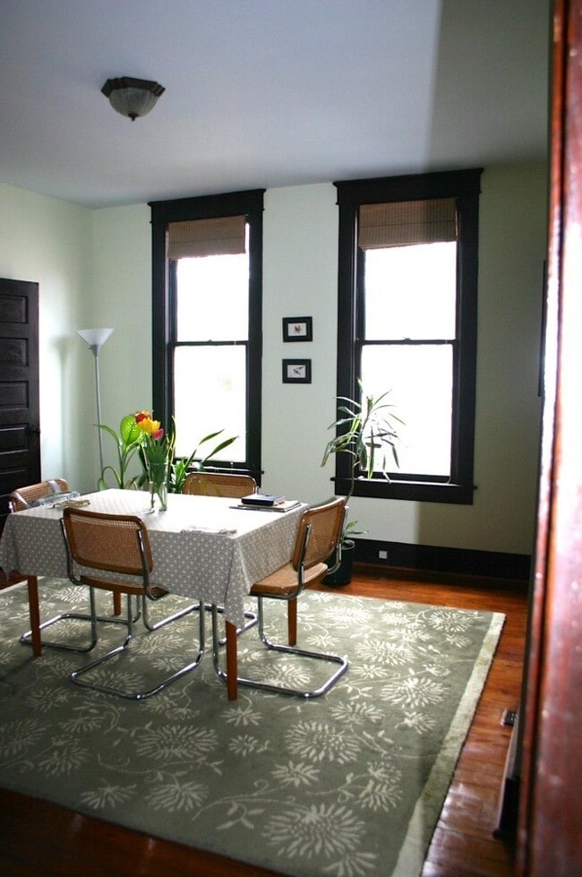 Building Photo - Sylvan Heights Victorian