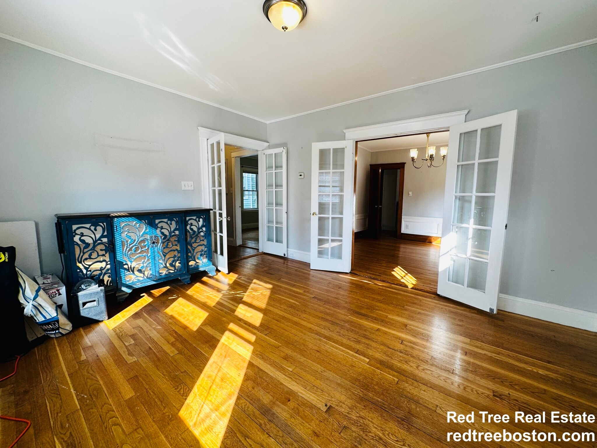 Building Photo - 12 Saint Peter St