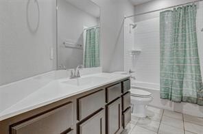Building Photo - 24402 Kingelm Lk Dr