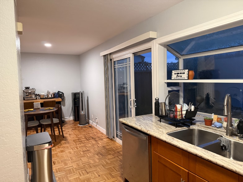 Building Photo - 2907 Suttergate Way