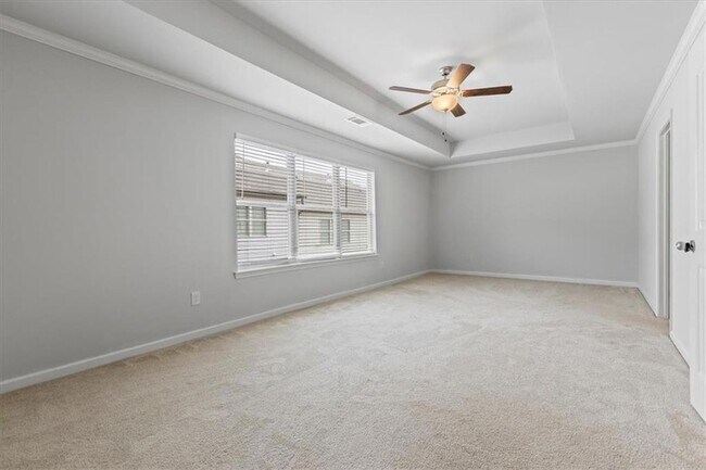 Building Photo - 360 Turtle Creek Dr