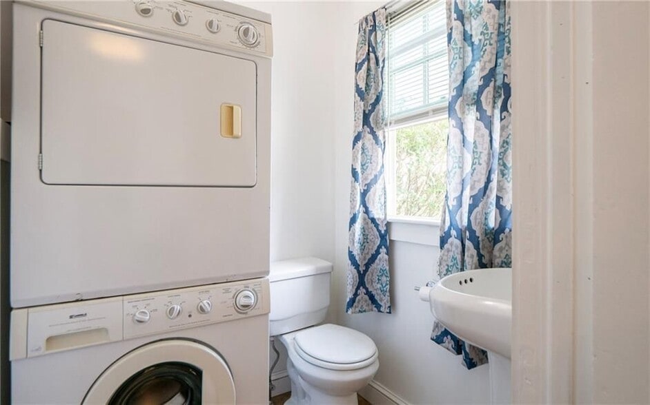 Building Photo - 446 Broadway, B