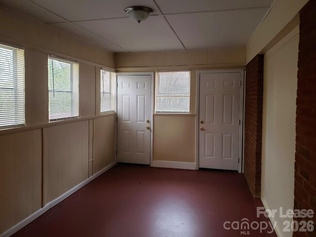 Building Photo - 5209 Caravel Ct
