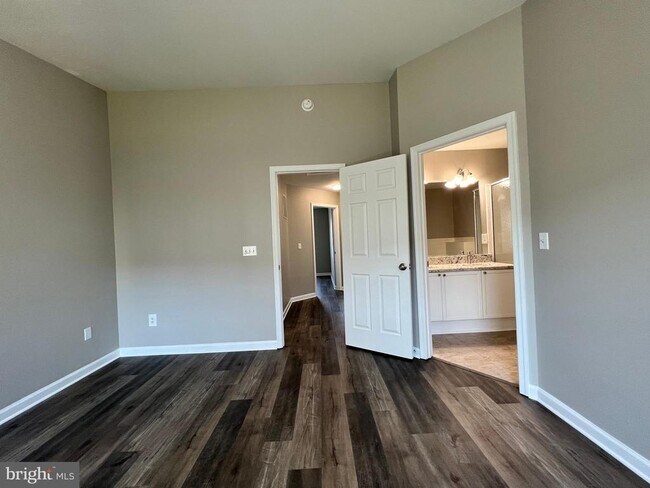 Building Photo - 17 Snead Drive.