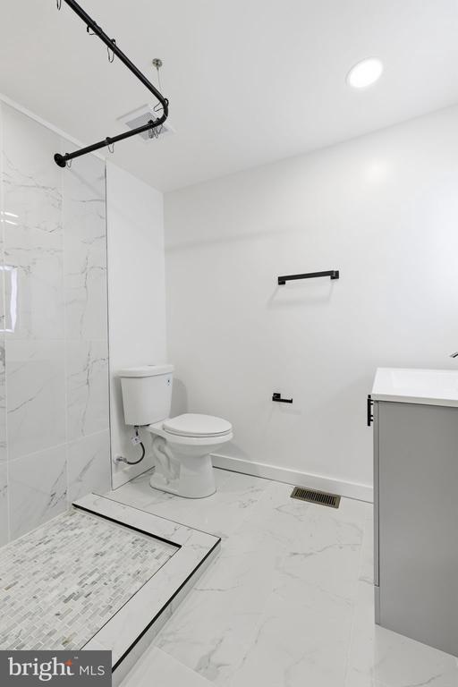 Building Photo - 7803 Monroe Ave