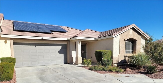 Primary Photo - 8615 Little Fox St