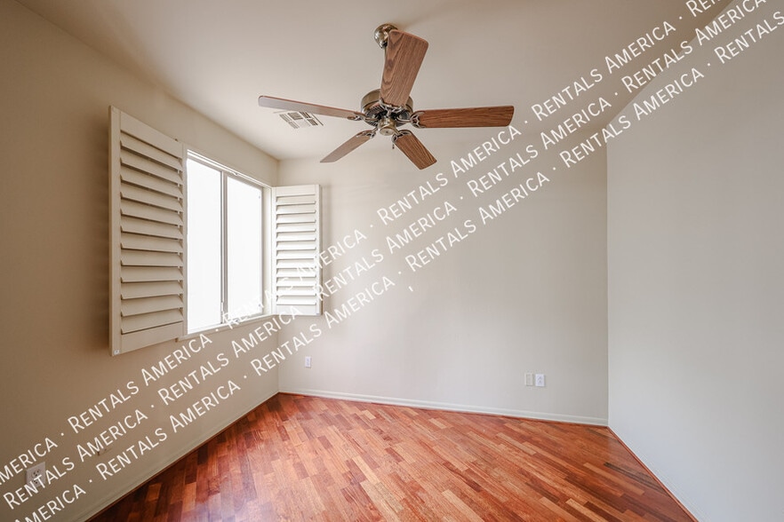 Building Photo - 7402 Hum Rd