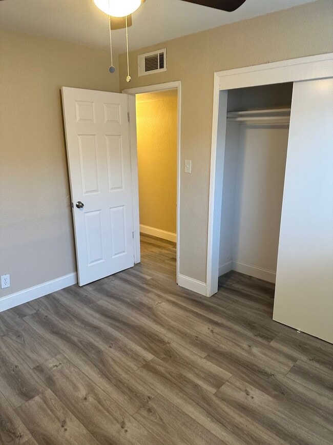 Building Photo - This cute home won't last long with a new ...