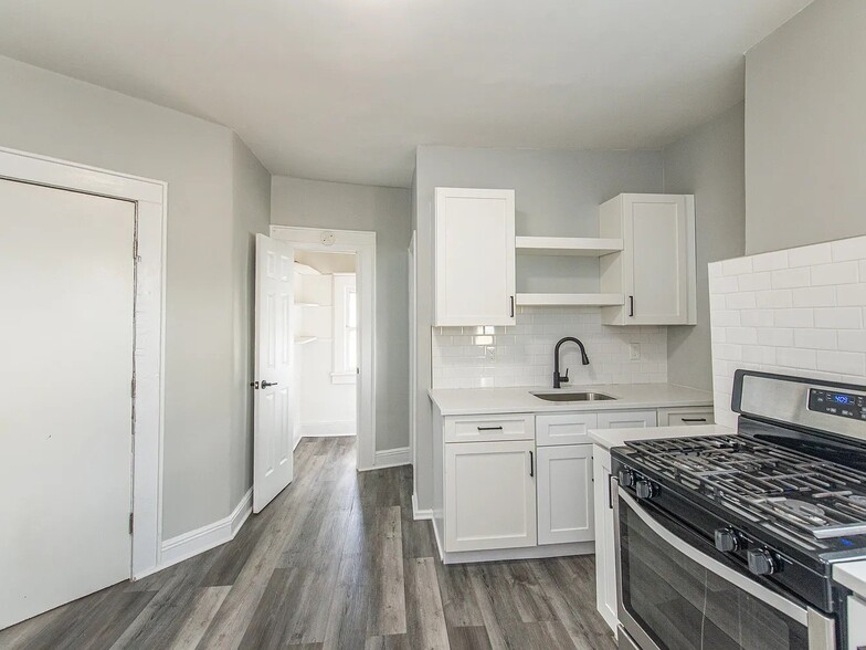 Building Photo - 68 Mill St