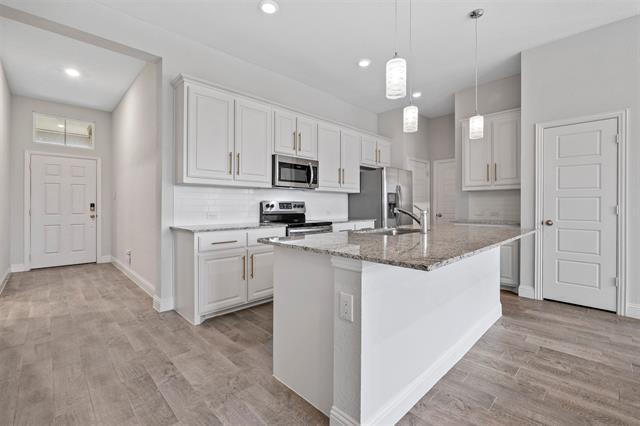 Building Photo - 1449 Eagle Nest Dr